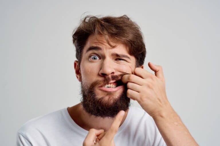A man has Abscess tooth issue